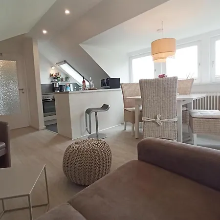 Hus Inne Suenn Apartment *