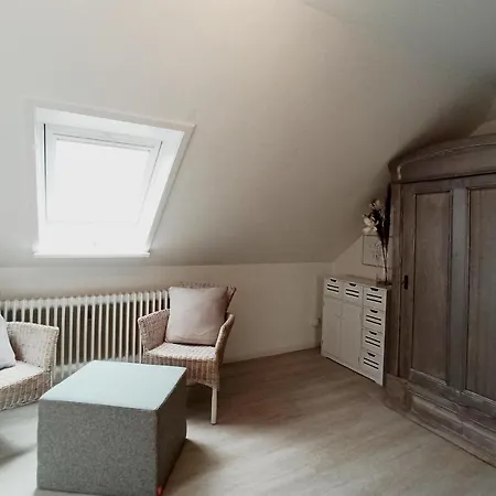 Hus Inne Suenn Apartment *