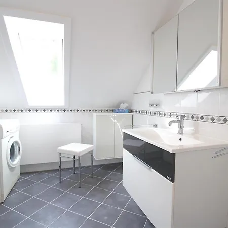 Apartment Hus Inne Suenn *